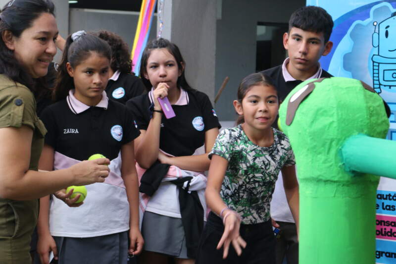 Con una gran convocatoria se vivió la experiencia TecnoTravesía en la Escuela de Robótica de Misiones imagen-2