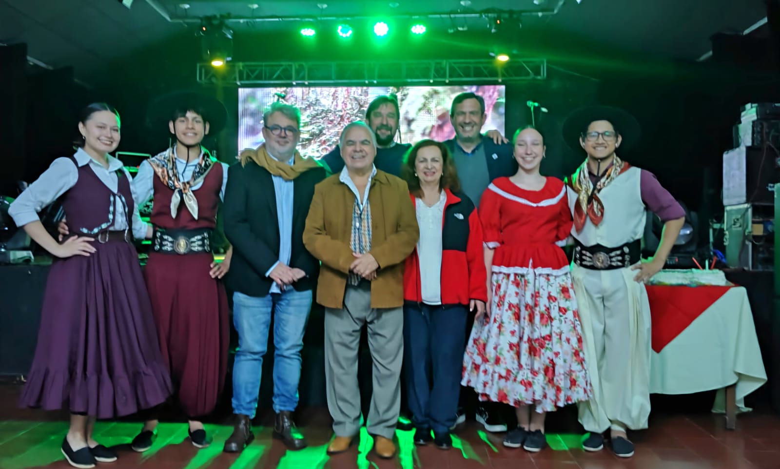 "Pato" García celebró sus 80 años con música y amigos imagen-2