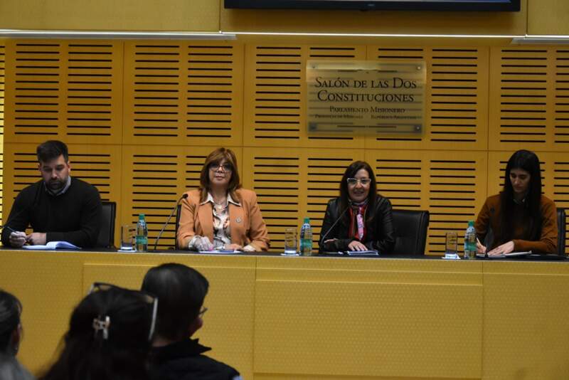 Encuentro regional en la Cámara de Representantes para fortalecer el modelo de “Secundarias Disruptivas” imagen-2