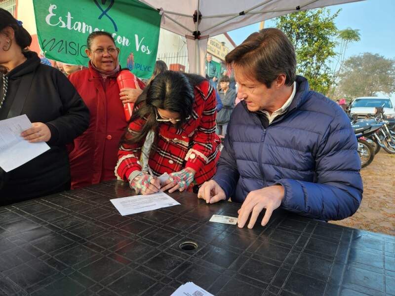 En Apóstoles, más de 600 vecinos se sumaron a los servicios integrales que brindó el programa Estamos con Vos 17 En Apóstoles, más de 600 vecinos se sumaron a los servicios integrales que brindó el programa Estamos con Vos imagen-16