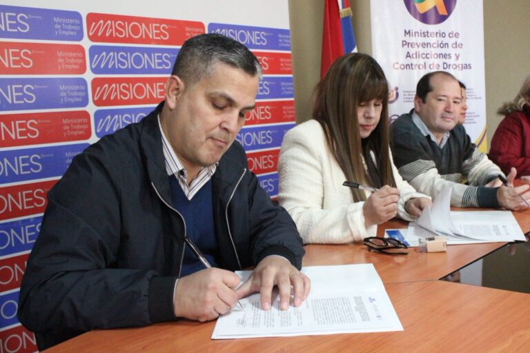 Convenio entre Trabajo, CGE y Secretaría de Adicciones: brindarán capacitaciones gratuitas para una rápida salida laboral imagen-45