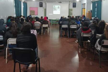 El Programa de Juego Responsable llegó a San Vicente y Posadas con talleres de prevención para estudiantes imagen-1