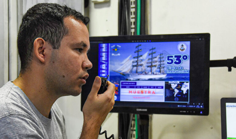 Un radioaficionado misionero de la Armada Argentina transmite desde la fragata ARA “Libertad” imagen-5