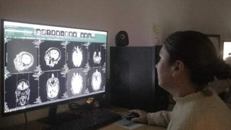 El Hospital Escuela realiza la innovadora cirugía de epilepsia receptiva, de desconexión y terapia de inmunomodulación El Hospital Escuela realiza la innovadora cirugía de epilepsia receptiva, de desconexión y terapia de inmunomodulación imagen-8