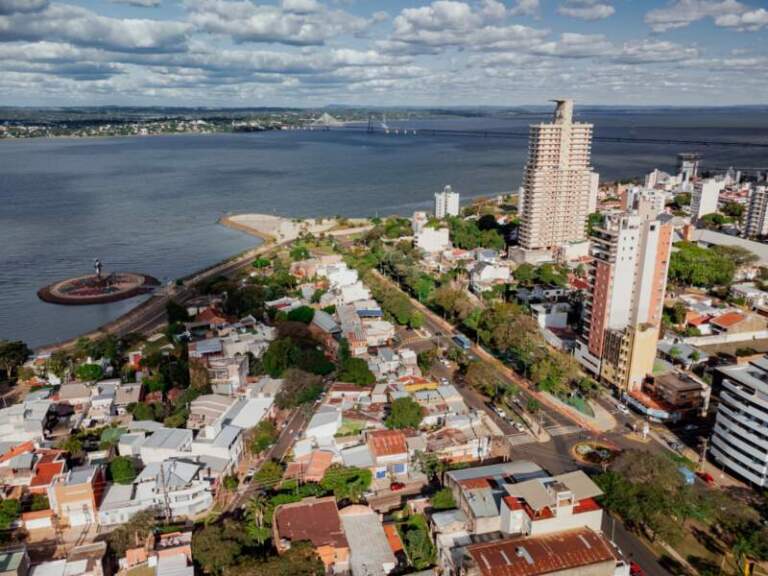 Tiempo: bueno y fresco por la mañana, nublado con lluvias por la noche imagen-36