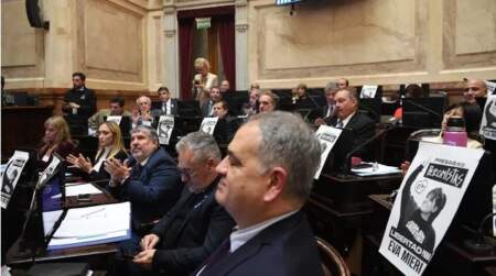 En el Senado, Gobernadores cerraron filas contra la Casa Rosada: aprobaron reparto de ATN y del impuesto a los combustibles imagen-1