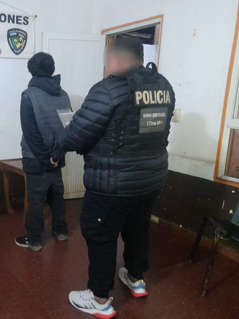 Se hacía llamar “el Mago” y lo detuvieron en plena estafa virtual: mostraba transferencias falsas y se llevaba la mercadería imagen-2