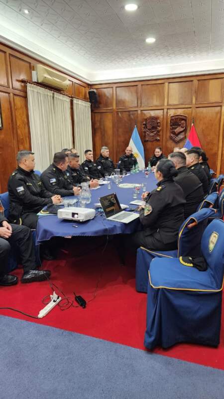 Jefatura de Policía inició la evaluación de las comisarías de la zona Capital: apuntan a reforzar la gestión operativa y la planificación estratégica imagen-8