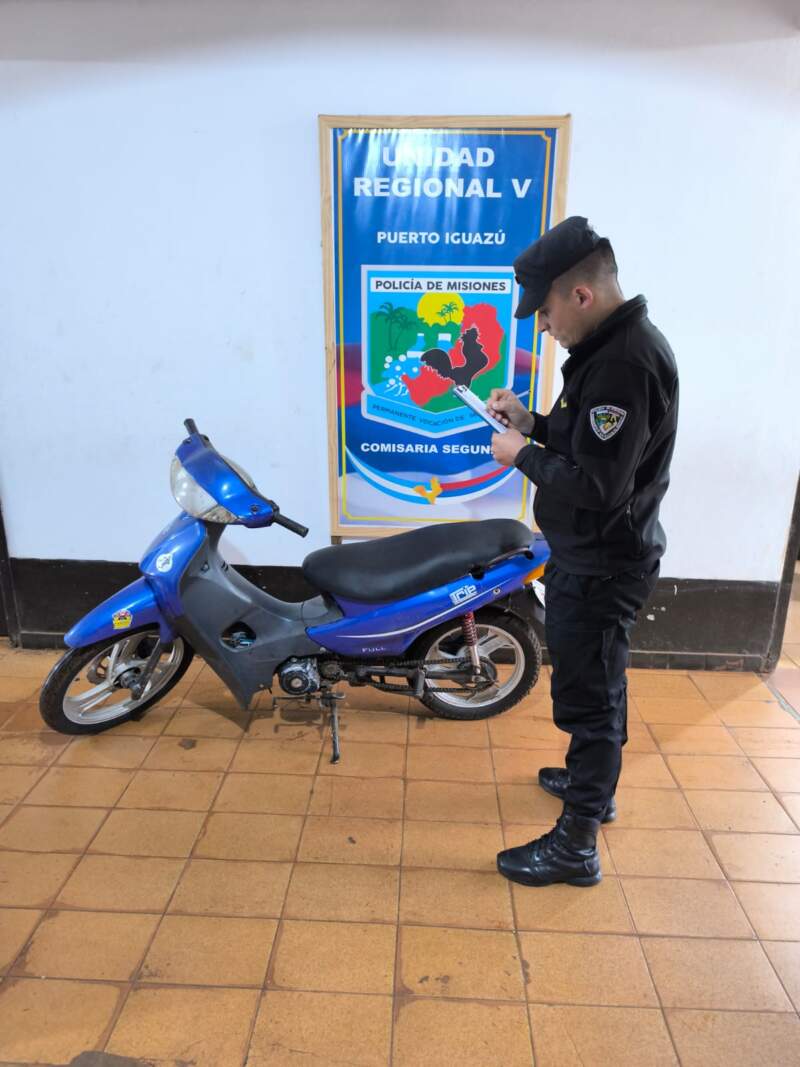 Publicaban videos haciendo picadas ilegales y terminaron allanados: un detenido y dos motos secuestradas en Puerto Iguazú 5 Publicaban videos haciendo picadas ilegales y terminaron allanados: un detenido y dos motos secuestradas en Puerto Iguazú imagen-4