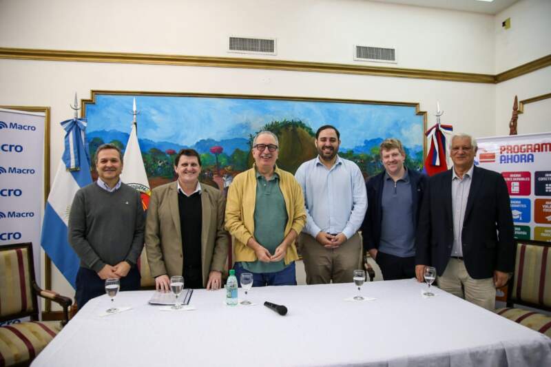 "El Estado cumple su función para que el sector privado pueda expandirse”, dijo Passalacqua en la presentación del Black Friday Alem 3 "El Estado cumple su función para que el sector privado pueda expandirse”, dijo Passalacqua en la presentación del Black Friday Alem imagen-2