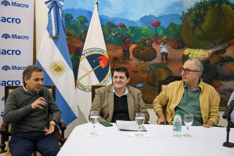 "El Estado cumple su función para que el sector privado pueda expandirse”, dijo Passalacqua en la presentación del Black Friday Alem 7 "El Estado cumple su función para que el sector privado pueda expandirse”, dijo Passalacqua en la presentación del Black Friday Alem imagen-6