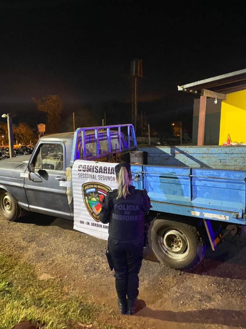 Dos hombres fueron aprehendidos por conducir en estado de ebriedad y se retuvieron tres vehículos imagen-2