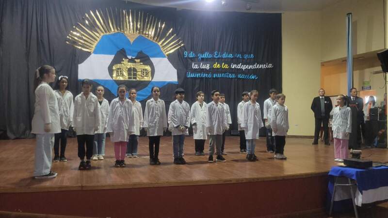 Emotivo acto por el Día de la Independencia en Campo Grande 13 Emotivo acto por el Día de la Independencia en Campo Grande imagen-12