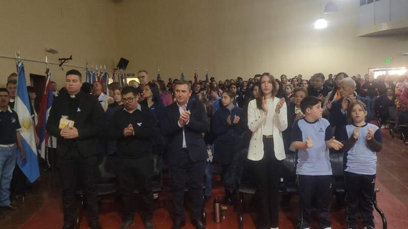 Emotivo acto por el Día de la Independencia en Campo Grande 15 Emotivo acto por el Día de la Independencia en Campo Grande imagen-14