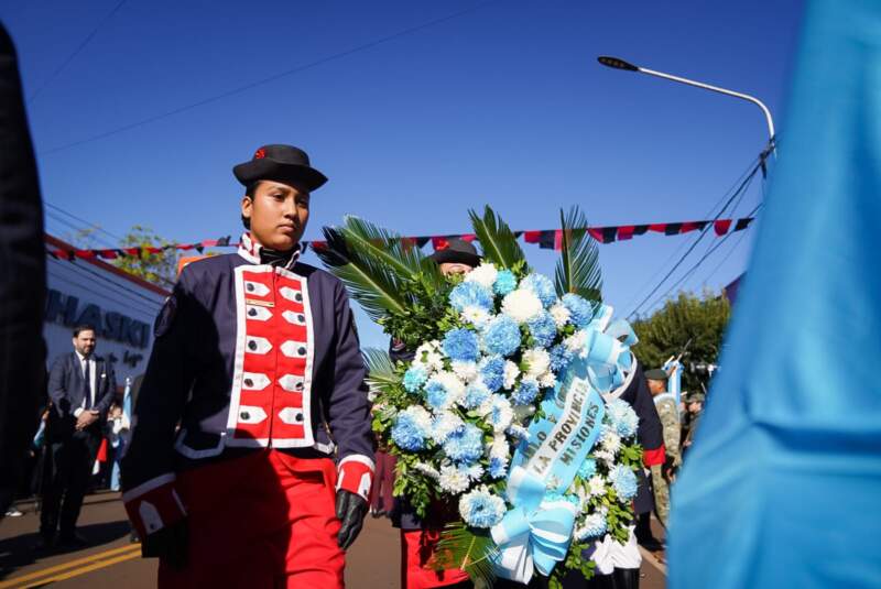 "El poder central debe respetar y entender que las Provincias somos preexistentes a la Nación, nosotros la creamos", dijo Passalacqua en el acto por el Día de la Independencia 5 "El poder central debe respetar y entender que las Provincias somos preexistentes a la Nación, nosotros la creamos", dijo Passalacqua en el acto por el Día de la Independencia imagen-4