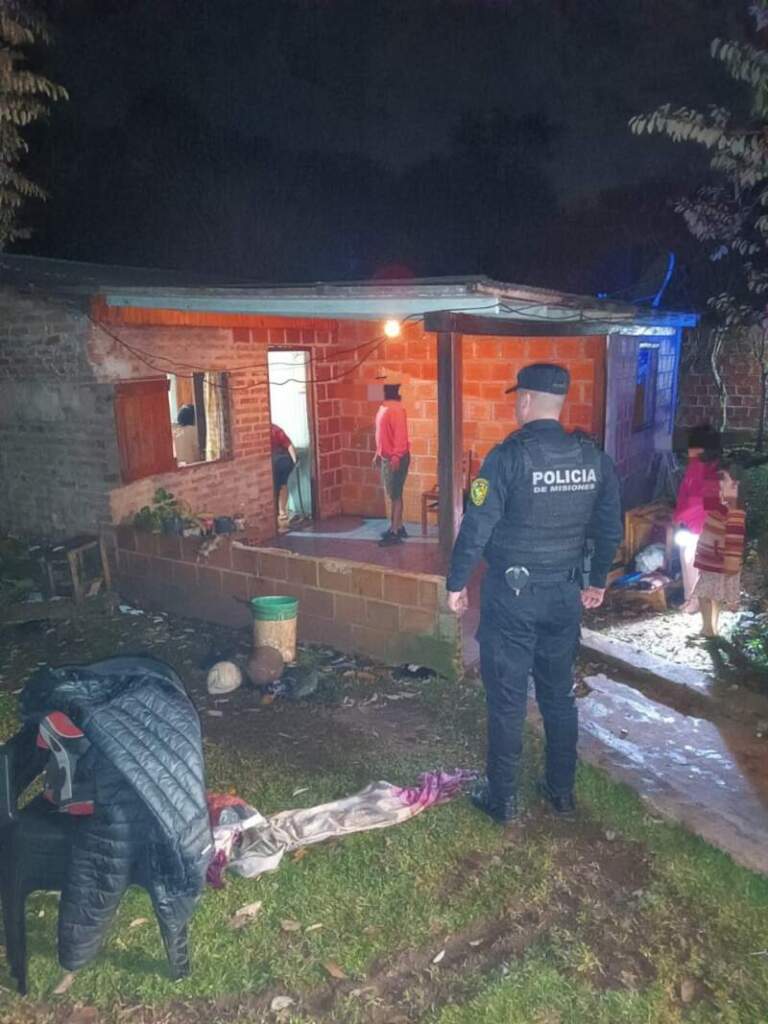 Una joven sufrió quemaduras en sus manos tras intentar prender una cocina a leña imagen-5