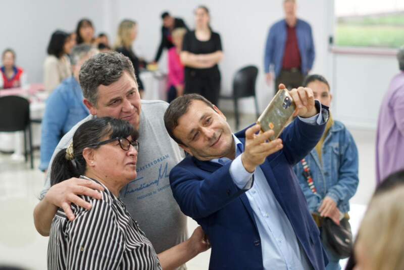 Herrera Ahuad destacó el trabajo de las cocineras comunitarias en el Club Legislativo 5 Herrera Ahuad destacó el trabajo de las cocineras comunitarias en el Club Legislativo imagen-4