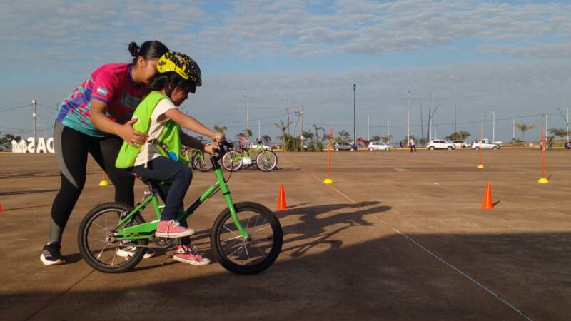 “Biciescuelas Argentinas”, una alternativa para pedalear, jugar y moverse seguros en estas vacaciones 11 “Biciescuelas Argentinas”, una alternativa para pedalear, jugar y moverse seguros en estas vacaciones imagen-10