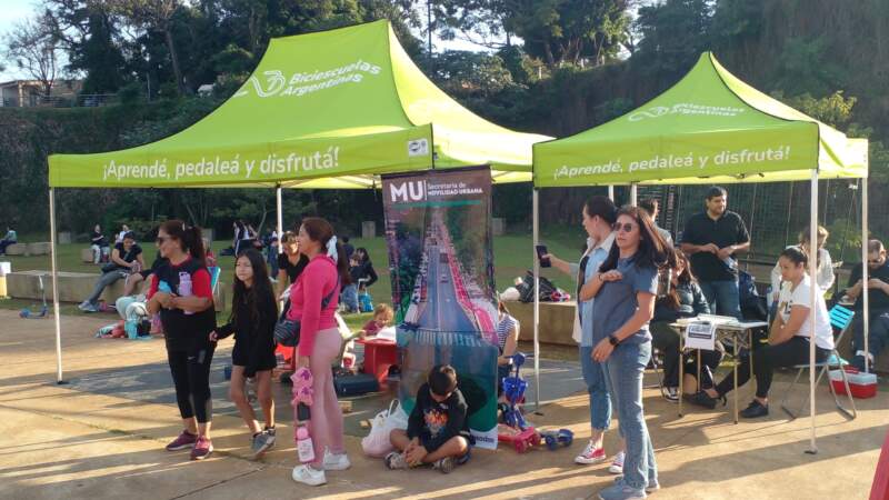 “Biciescuelas Argentinas”, una alternativa para pedalear, jugar y moverse seguros en estas vacaciones 15 “Biciescuelas Argentinas”, una alternativa para pedalear, jugar y moverse seguros en estas vacaciones imagen-14