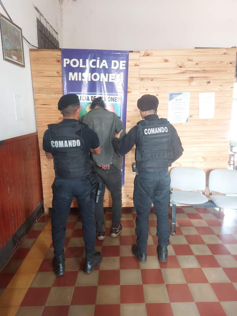 Intervención de patrullas policiales dejó varios detenidos y vehículos secuestrados en Misiones 7 Intervención de patrullas policiales dejó varios detenidos y vehículos secuestrados en Misiones imagen-6