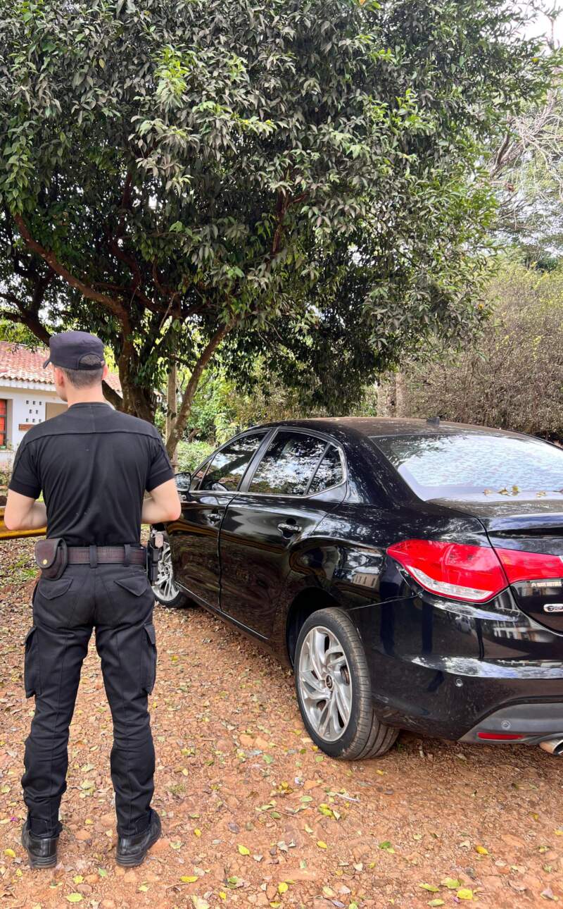 Intervención de patrullas policiales dejó varios detenidos y vehículos secuestrados en Misiones 9 Intervención de patrullas policiales dejó varios detenidos y vehículos secuestrados en Misiones imagen-8