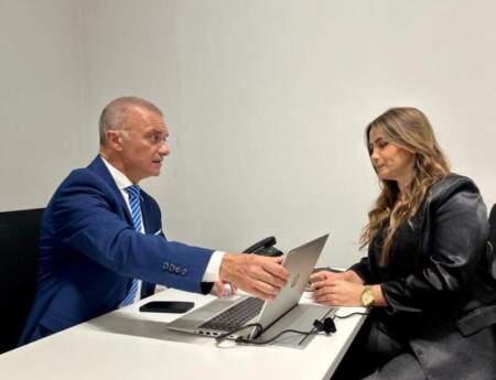 Senadores de Misiones presentaron proyecto de Beneplácito por la primera cirugía robótica Da Vinci Xi en hospital Dr. Ramón Madariaga imagen-9