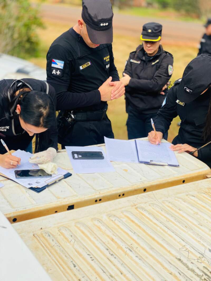 Arrestaron a un hombre por presunto grooming a un menor vía WhatsApp 7 Arrestaron a un hombre por presunto grooming a un menor vía WhatsApp imagen-6