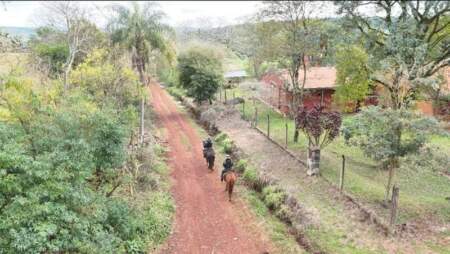 En Operativo Rural acompañan a los colonos de Campo Ramón En Operativo Rural acompañan a los colonos de Campo Ramón imagen-3