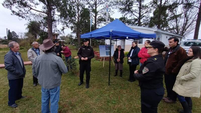 En Operativo Rural acompañan a los colonos de Campo Ramón 17 En Operativo Rural acompañan a los colonos de Campo Ramón imagen-16