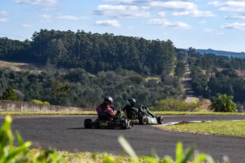 Karting: comenzó la actividad de la cuarta fecha 3 Karting: comenzó la actividad de la cuarta fecha imagen-2