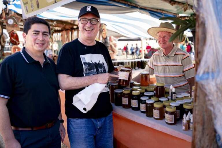 Passalacqua asistió en Garuhapé a la Fiesta Provincial del Envasado y dialogó con feriantes y productores imagen-25