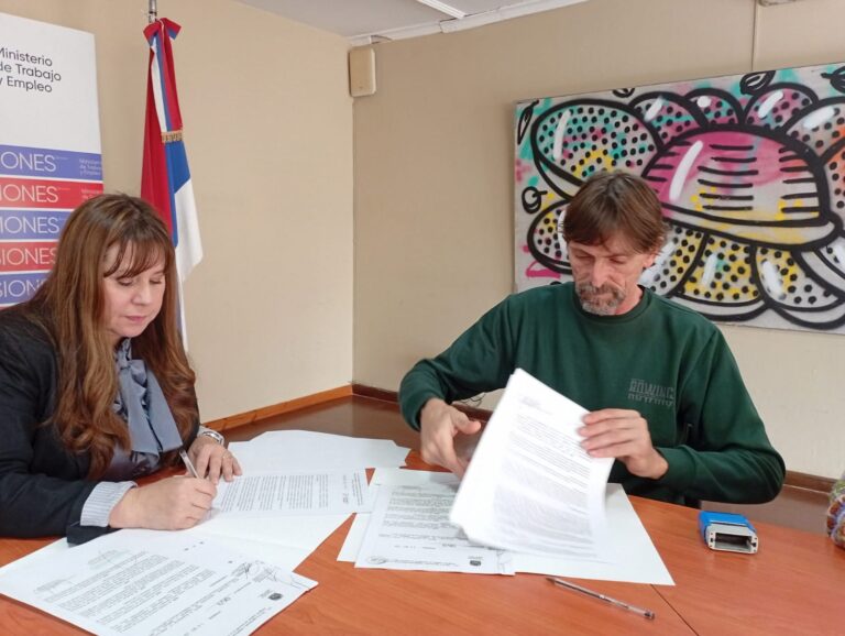 La Copreti y el Instituto Provincial del Teatro Independiente firmaron un convenio para prevenir el trabajo infantil imagen-33