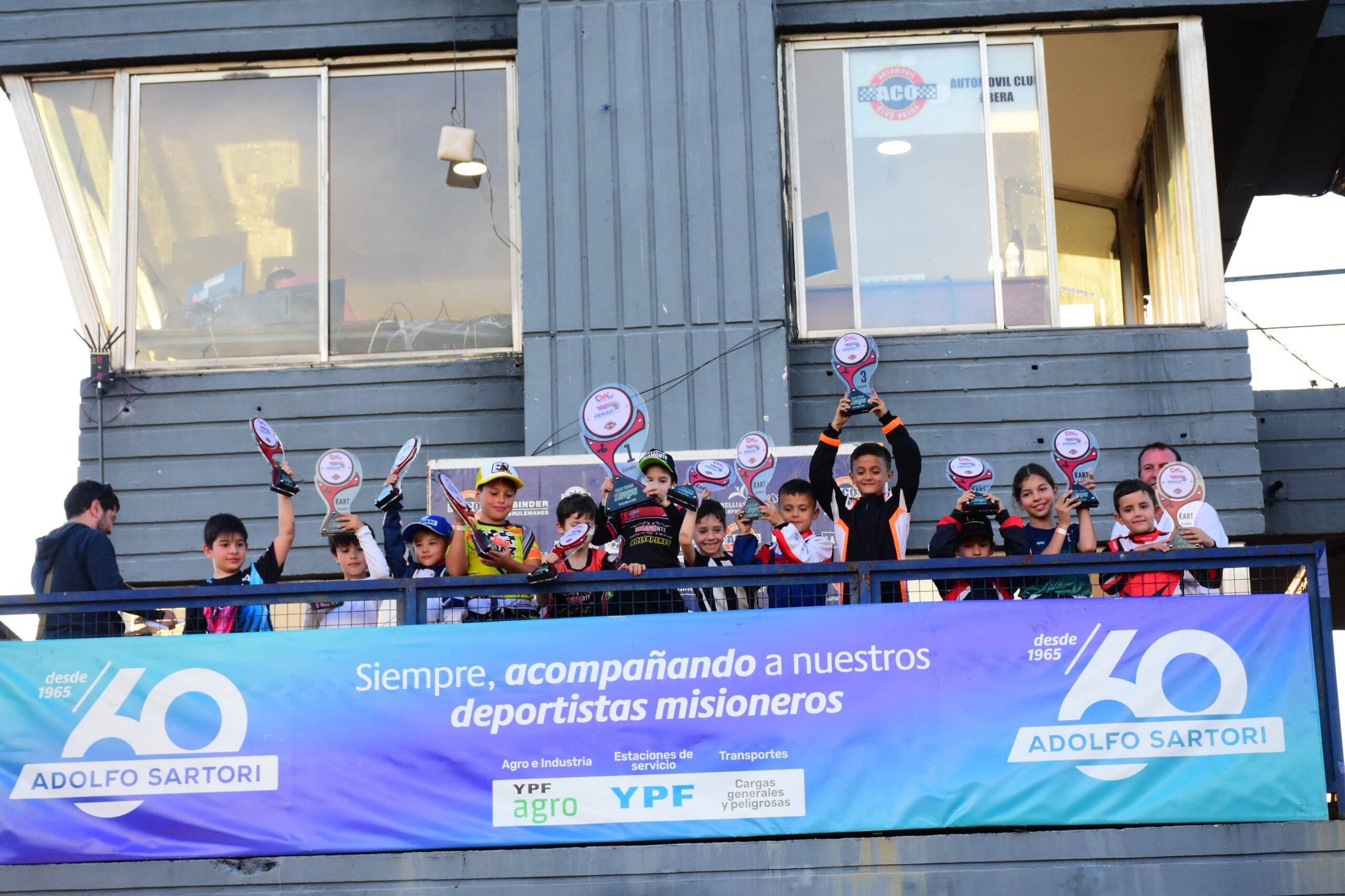 Karting: con invitados en la Junior 150, el Campeonato Misionero coronó a los ganadores de la cuarta fecha Karting: con invitados en la Junior 150, el Campeonato Misionero coronó a los ganadores de la cuarta fecha imagen-1
