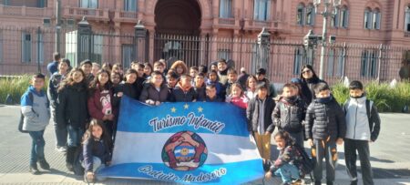 Programa de Turismo Infantil del gremio maderero llevó a hijos de afiliados a una emocionante recorrida por la capital del país imagen-10