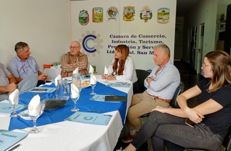 En Puerto Rico, Trabajo avanzó con el sector productivo de la zona en líneas de trabajo conjunto imagen-10