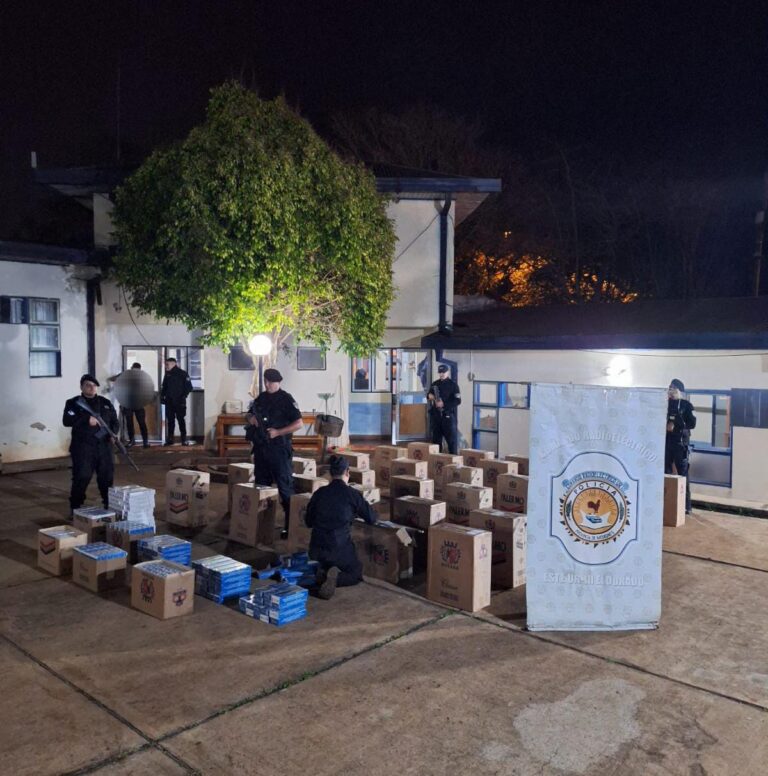 Siniestro vial sobre Ruta 17 derivó en el secuestro de una camioneta llena de cigarrillos imagen-45