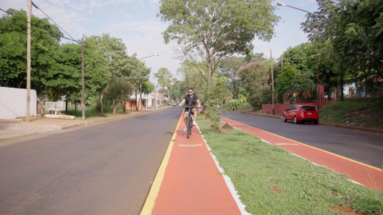 Posadas fortalece su red de ciclovías y bicisendas: una ciudad más sustentable, conectada y segura imagen-14