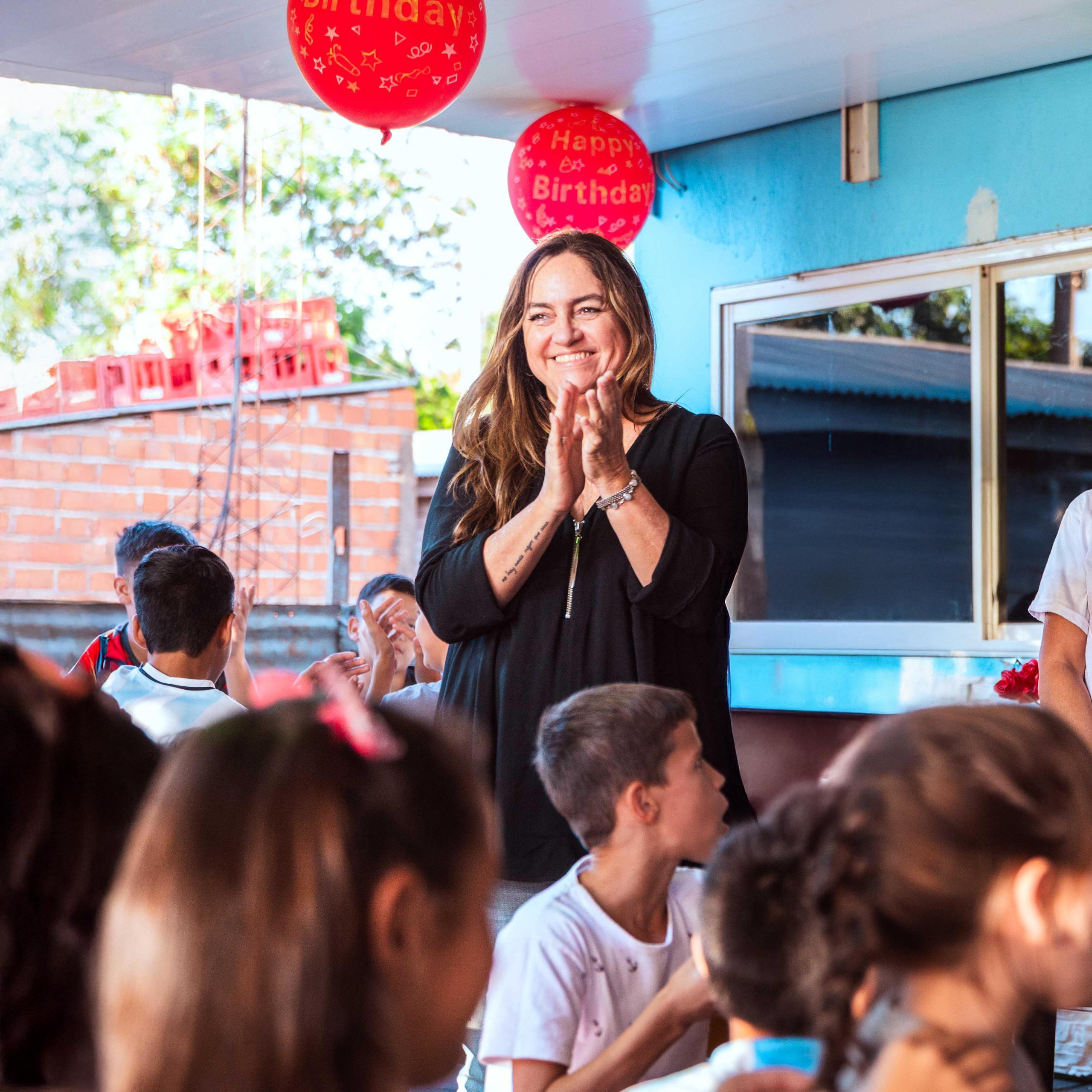 “Lo que soñamos se construye con experiencias que amplían el mundo” 3 “Lo que soñamos se construye con experiencias que amplían el mundo” imagen-2