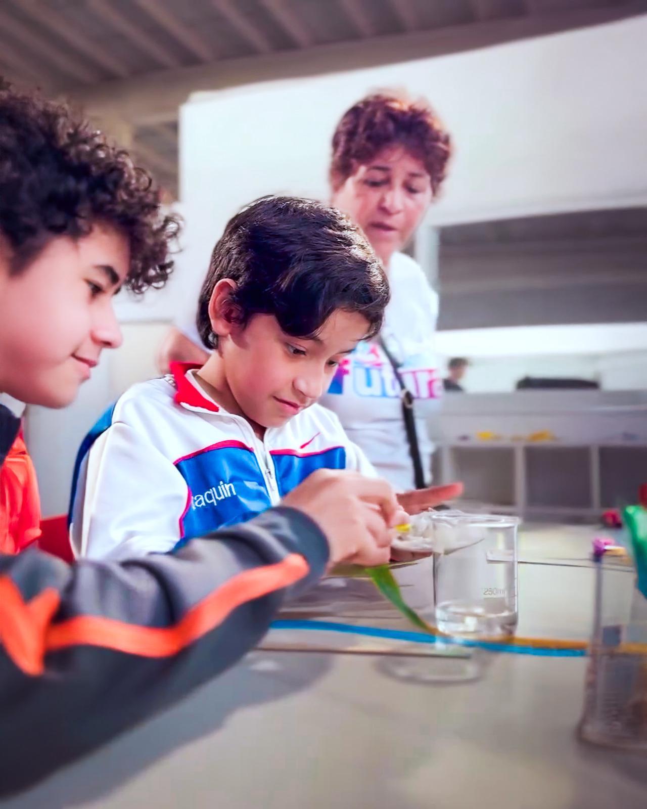 “Lo que soñamos se construye con experiencias que amplían el mundo” 7 “Lo que soñamos se construye con experiencias que amplían el mundo” imagen-6