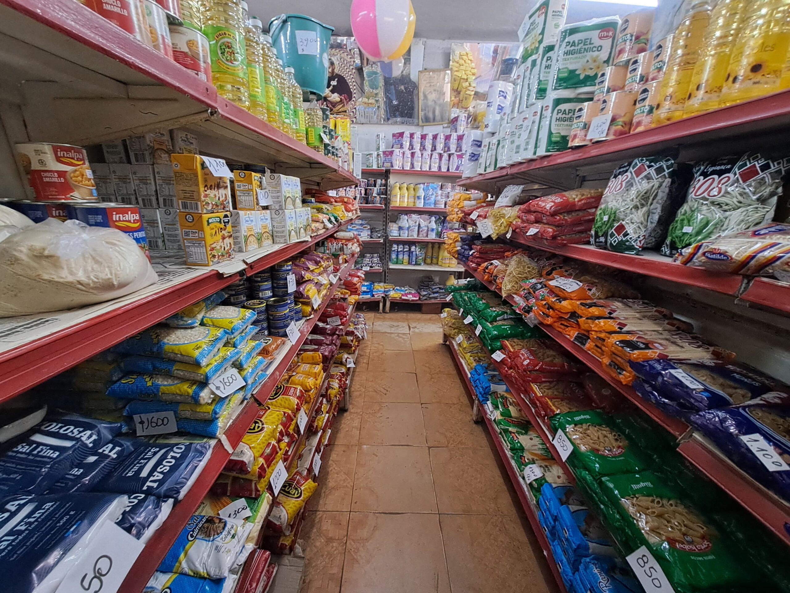 Almaceneros de Posadas vuelven a vender suelto y fraccionado para enfrentar la caída del consumo 3 Almaceneros de Posadas vuelven a vender suelto y fraccionado para enfrentar la caída del consumo imagen-2