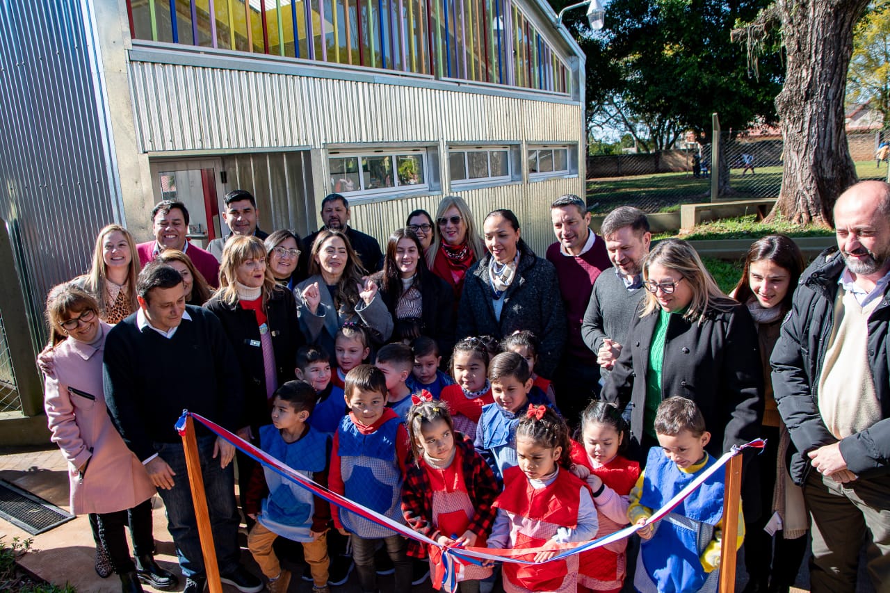 Vilchez: "En Misiones la educación se transforma, innova y mira hacia el futuro de nuestros niños" 5 Vilchez: "En Misiones la educación se transforma, innova y mira hacia el futuro de nuestros niños" imagen-4