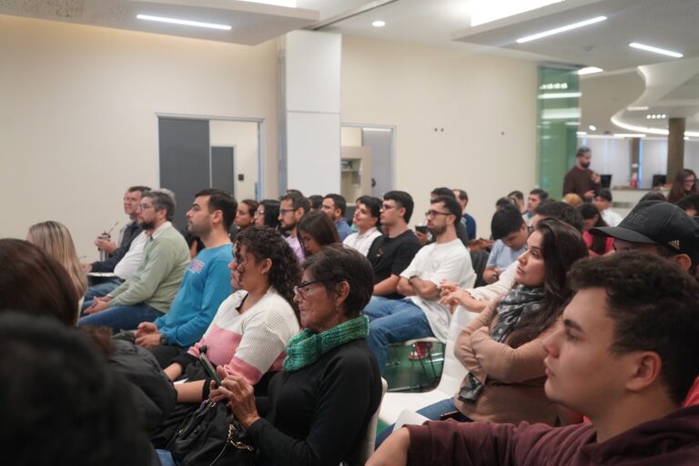 "Innovar o Estancarse": entrenamiento para emprendedores en el marco del concurso Emprendimientos Argentinos 2025 imagen-9