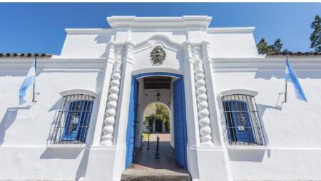 Milei suspendió el viaje a Tucumán para el acto del 9 de Julio imagen-1