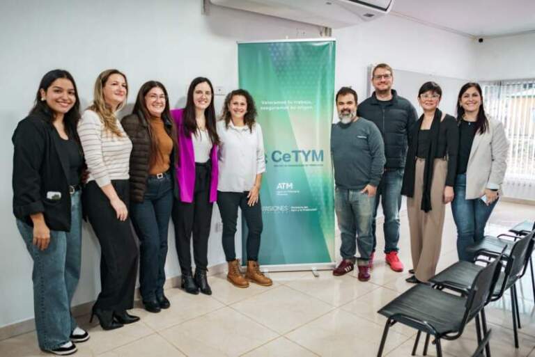 Misiones avanza en la digitalización del sector yerbatero con más de 20 cooperativas capacitadas en Campo Grande Misiones avanza en la digitalización del sector yerbatero con más de 20 cooperativas capacitadas en Campo Grande imagen-12