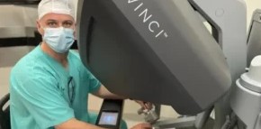 Senadores de Misiones presentaron proyecto de Beneplácito por la primera cirugía robótica Da Vinci Xi en hospital "Dr. Ramón Madariaga" imagen-3