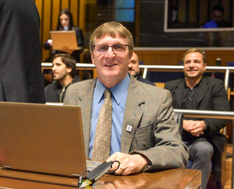 Impulso productivo: sancionan la ley que establece la Fiesta Provincial de la Rosa, en Arroyo del Medio imagen-2