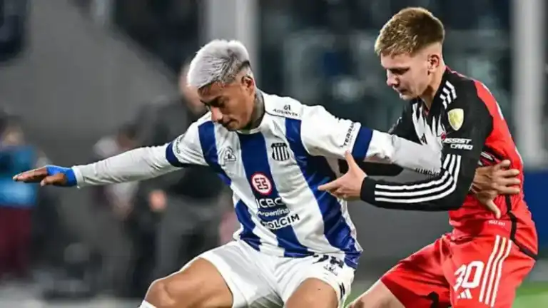 Fútbol: el misionero Juan Portillo cerca de River Fútbol: el misionero Juan Portillo cerca de River imagen-5