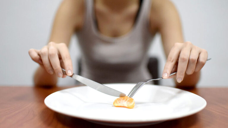 El 88% de las mujeres no está conforme con su cuerpo: conductas compensatorias, baja autoestima y diagnóstico tardío en los TCA imagen-23