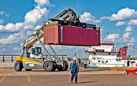 Puerto de Posadas crece en volumen de exportación y sumará una nueva naviera imagen-8