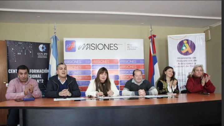 Convenio entre Trabajo, CGE y Secretaría de Adicciones: brindarán capacitaciones gratuitas para una rápida salida laboral 3 Convenio entre Trabajo, CGE y Secretaría de Adicciones: brindarán capacitaciones gratuitas para una rápida salida laboral imagen-2